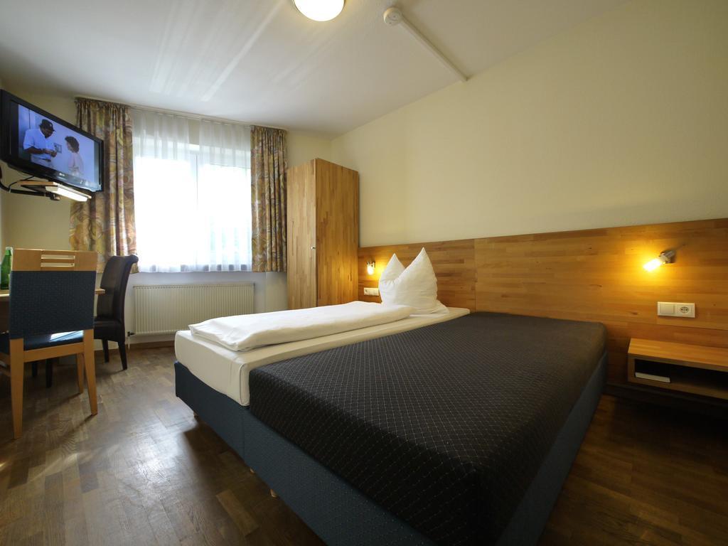 Hotel Pinger Remagen Quarto foto